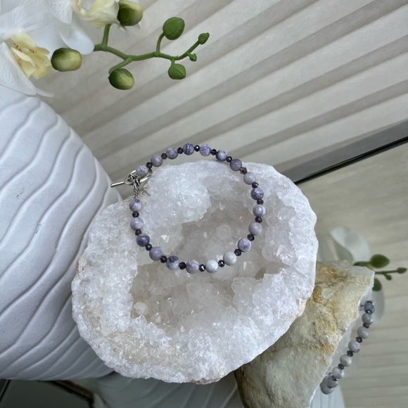 Purple Howlite Bracelet - Picture 6 of 10
